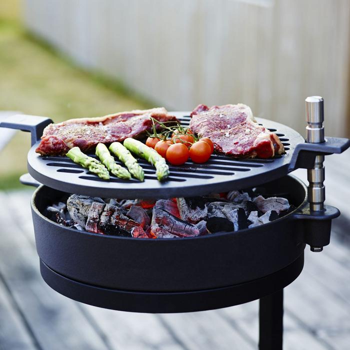 Struggling with what to cook on your outdoor oven? We can help!