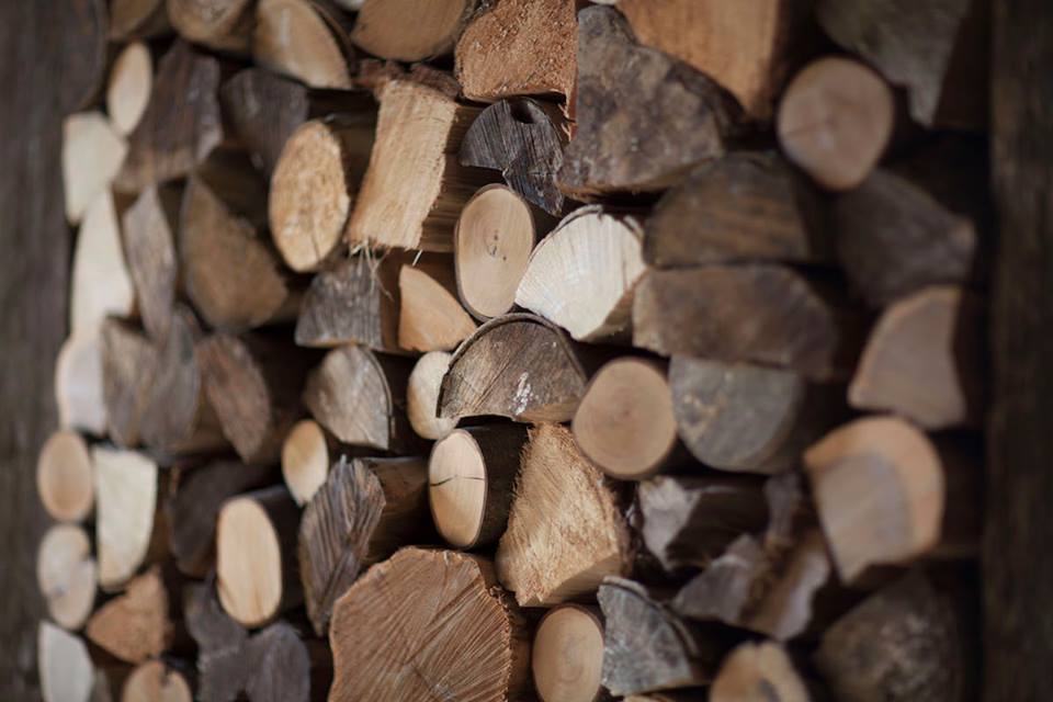 How to season wood for your wood burning stove